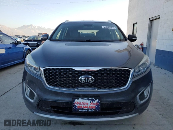 2016 Kia Sorento EX with VIN 5XYPHDA54GG111843, listed as a Copart auction lot 83006394 with 116,421 mi miles and Salvage Title. Bid and sale history available at carsss.com. Image 5.