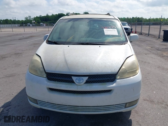 2005 Toyota Sienna XLE with VIN 5TDZA22C95S272882, listed as a IAAI auction lot 42045570 with 341,267 mi miles and . Bid and sale history available at DreamBid. Image 6.