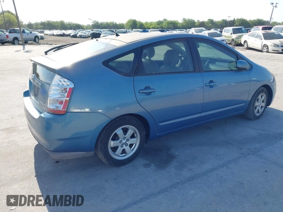 2009 Toyota Prius with VIN JTDKB20U197881927, listed as a IAAI auction lot 42088042 with 232,429 mi miles. Bid and sale history available at carsss.com. Image 4.