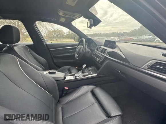 2017 BMW 3 Series 330i xDrive with VIN WBA8K3C38HA022948, listed as a Copart auction lot 46306855 with 34,232 mi miles and Clean Title. Bid and sale history available at carsss.com. Image 5.