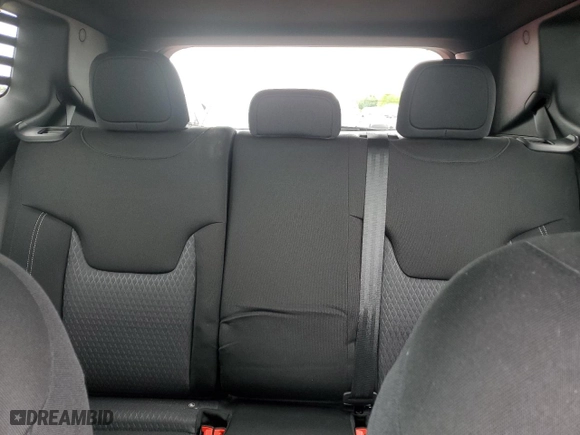 2021 Jeep Renegade Latitude with VIN ZACNJDBB1MPN20858, listed as a Copart auction lot 58860624 with 0 mi miles and Salvage Title. Bid and sale history available at carsss.com. Image 10.