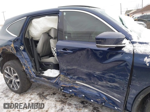2024 Acura MDX Technology with VIN 5J8YE1H43RL026753, listed as a IAAI auction lot 41334412 with 8,677 mi miles and . Bid and sale history available at DreamBid. Image 13.