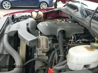 2005 Chevrolet Suburban Z71 с VIN 3GNFK16Z85G236552, выставлен на аукционе IAAI как лот 42335590 с пробегом 213 398 миль миль и . История ставок и продаж доступна на DreamBid. Изображение 20.