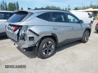 2025 Hyundai Tucson SEL z VIN 5NMJB3DE9SH554856, wystawiony jako IAAI lot #42460268 z przebiegiem 688 mil mil oraz . Historia ofert i sprzedaży dostępna na DreamBid. Obrazek 4.