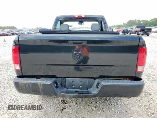 2017 Ram 1500 Tradesman z VIN 3C6JR6AG4HG636931, wystawiony jako Copart lot #60932795 z przebiegiem 157 961 mil mil oraz Szkoda całkowita • Salvage title. Historia ofert i sprzedaży dostępna na DreamBid. Obrazek 6.