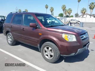 2007 Honda Pilot EX-L z VIN 2HKYF18527H505977, wystawiony jako IAAI lot #42293432 z przebiegiem 152 410 mil mil oraz . Historia ofert i sprzedaży dostępna na DreamBid. Obrazek 1.