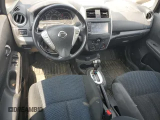 2019 Nissan Note SV z VIN 3N1CE2CP0KL365600, wystawiony jako Copart lot #59698085 z przebiegiem 162 767 mil mil oraz Szkoda całkowita • Salvage title. Historia ofert i sprzedaży dostępna na DreamBid. Obrazek 8.
