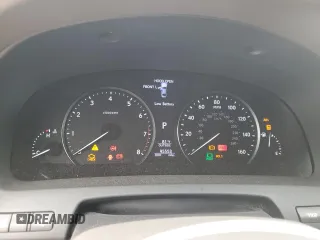 2013 Lexus LS 460 L with VIN JTHGL5EF1D5047402, listed as a Copart auction lot 70595804 with 95,553 mi miles and Salvage title. Bid and sale history available at DreamBid. Image 9.