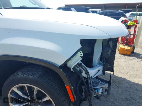 2023 Jeep Wagoneer Series III with VIN 1C4SJSDP4PS503179, listed as a IAAI auction lot 41780440 with 12,565 mi miles and . Bid and sale history available at DreamBid. Image 21.