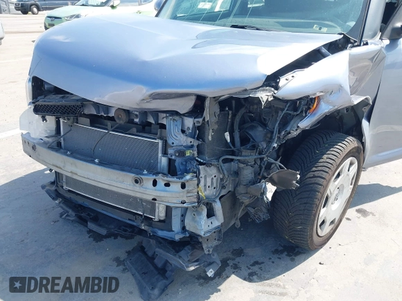2012 Scion xB z VIN JTLZE4FEXCJ029513, wystawiony jako IAAI lot #42098680 z przebiegiem 138 785 mil mil oraz . Historia ofert i sprzedaży dostępna na DreamBid. Obrazek 6.