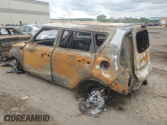2018 Kia Soul with VIN KNDJN2A25J7903769, listed as a Copart auction lot 88416915 with 0 mi miles and Salvage Title. Bid and sale history available at carsss.com. Image 2.