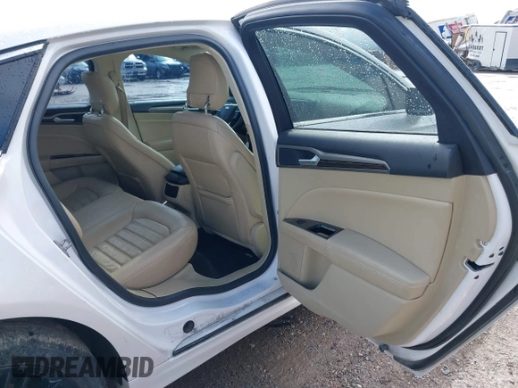 2014 Ford Fusion SE with VIN 3FA6P0HDXER178234, listed as a IAAI auction lot 41810469 with 162,013 mi miles. Bid and sale history available at carsss.com. Image 8.