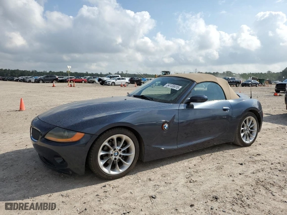 2003 BMW Z4 2.5i with VIN 4USBT334X3LR66028, listed as a Copart auction lot 54133415 with 58,811 mi miles and Clean Title. Bid and sale history available at carsss.com. Image 1.