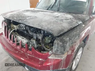 2012 Jeep Patriot Latitude with VIN 1C4NJPFB0CD673775, listed as a IAAI auction lot 42590607 with Not provided miles and . Bid and sale history available at DreamBid. Image 6.