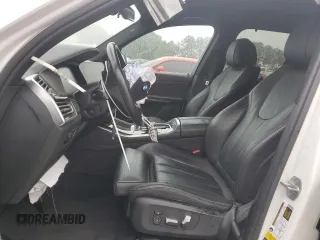 2019 BMW X5 xDrive40i z VIN 5UXCR6C56KLL40086, wystawiony jako Copart lot #58301335 z przebiegiem Nie podano mil oraz Szkoda całkowita • Salvage title. Historia ofert i sprzedaży dostępna na DreamBid. Obrazek 7.