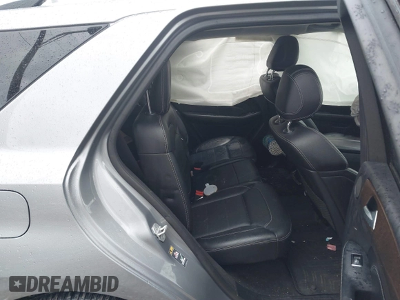 2015 Mercedes-Benz M 350 with VIN 4JGDA5HB0FA513409, listed as a IAAI auction lot 41216564 with 60,539 mi miles and . Bid and sale history available at DreamBid. Image 8.