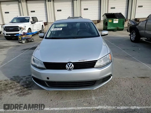 2013 Volkswagen Jetta SE с VIN 3VWDP7AJ1DM251929, выставлен на аукционе Copart как лот 53448185 с пробегом 272 882 миль миль и Списание • Salvage title. История ставок и продаж доступна на DreamBid. Изображение 11.