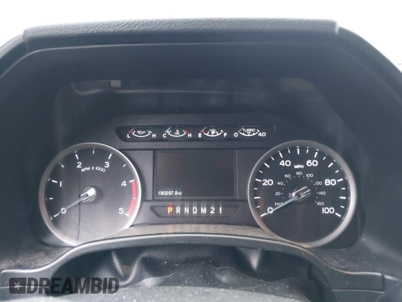 2018 Ford Super Duty F-250 SRW XL with VIN 1FT7W2BTXJEB84089, listed as a IAAI auction lot 40456238 with 180,297 mi miles. Bid and sale history available at carsss.com. Image 7.