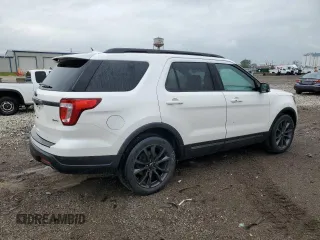 2018 Ford Explorer XLT z VIN 1FM5K8D80JGA32076, wystawiony jako Copart lot #56752255 z przebiegiem 79 947 mil mil oraz Szkoda całkowita • Salvage title. Historia ofert i sprzedaży dostępna na DreamBid. Obrazek 3.