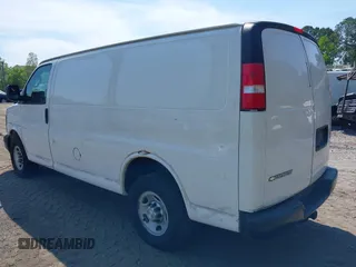 2017 Chevrolet Express Cargo Van with VIN 1GCWGAFF2H1133906, listed as a IAAI auction lot 42037388 with 218,601 mi miles. Bid and sale history available at carsss.com. Image 3.