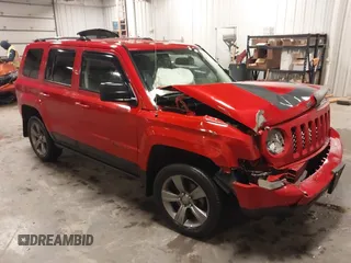 2016 Jeep Patriot Sport SE z VIN 1C4NJPBA1GD698462, wystawiony jako IAAI lot #42180819 z przebiegiem 105 000 mil mil oraz . Historia ofert i sprzedaży dostępna na DreamBid. Obrazek 1.