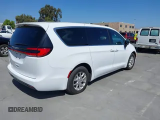 2024 Chrysler Pacifica Touring with VIN 2C4RC1FG7RR194974, listed as a IAAI auction lot 42459547 with 13,200 mi miles and . Bid and sale history available at DreamBid. Image 4.