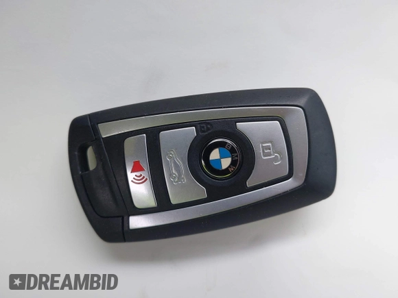 2016 BMW X3 xDrive28i with VIN 5UXWX9C57G0D82945, listed as a IAAI auction lot 41947751 with 88,547 mi miles and . Bid and sale history available at DreamBid. Image 11.