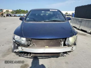 2009 Honda Civic LX z VIN 1HGFA16549L003786, wystawiony jako Copart lot #58315565 z przebiegiem 238 961 mil mil oraz Szkoda całkowita • Salvage title. Historia ofert i sprzedaży dostępna na DreamBid. Obrazek 5.