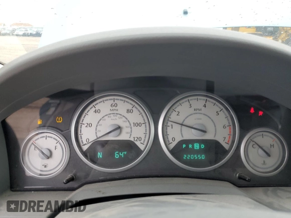 2010 Chrysler Town & Country Touring z VIN 2A4RR5D13AR404747, wystawiony jako Copart lot #57100735 z przebiegiem 220 550 mil mil oraz Szkoda całkowita • Salvage title. Historia ofert i sprzedaży dostępna na DreamBid. Obrazek 9.