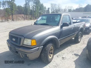 2005 Ford Ranger XL z VIN 1FTYR10U05PA30440, wystawiony jako IAAI lot #41832729 z przebiegiem 201 888 mil mil oraz . Historia ofert i sprzedaży dostępna na DreamBid. Obrazek 2.