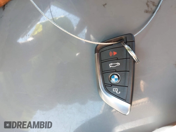 2020 BMW X3 sDrive30i with VIN 5UXTY3C01L9D37085, listed as a IAAI auction lot 42031517 with 54,114 mi miles and . Bid and sale history available at DreamBid. Image 11.