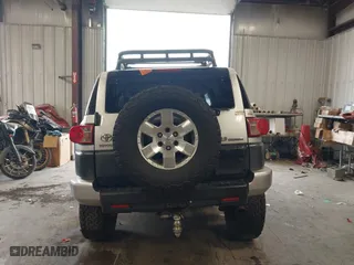 2007 Toyota FJ Cruiser with VIN JTEBU11F970056921, listed as a IAAI auction lot 40994495 with 1 mi miles. Bid and sale history available at carsss.com. Image 16.