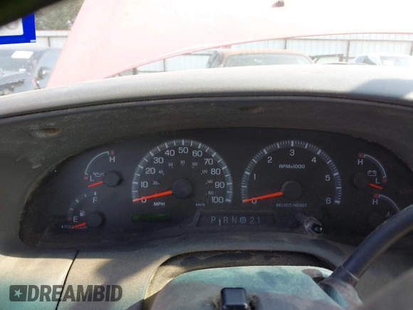 2001 Ford F-150 XL z VIN 1FTRX17W81KE46762, wystawiony jako IAAI lot #42331946 z przebiegiem Nie podano mil oraz . Historia ofert i sprzedaży dostępna na DreamBid. Obrazek 6.