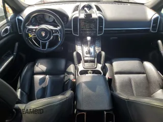 2016 Porsche Cayenne S E-Hybrid with VIN WP1AE2A25GLA61353, listed as a Copart auction lot 59821105 with 98,905 mi miles and Clean title. Bid and sale history available at DreamBid. Image 8.