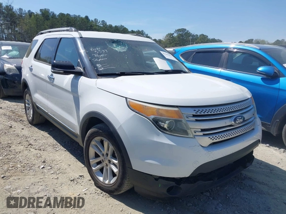 2014 Ford Explorer XLT with VIN 1FM5K7D81EGB44949, listed as a IAAI auction lot 41905062 with 282,358 mi miles. Bid and sale history available at carsss.com. Image 13.
