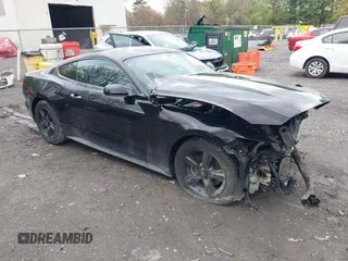 2017 Ford Mustang V6 z VIN 1FA6P8AM3H5322125, wystawiony jako IAAI lot #42183698 z przebiegiem 55 365 mil mil oraz . Historia ofert i sprzedaży dostępna na DreamBid. Obrazek 1.