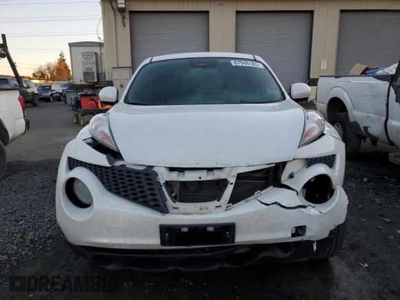 2013 Nissan Juke SV with VIN JN8AF5MRXDT217105, listed as a Copart auction lot 87946185 with 50,697 mi miles and Salvage Title. Bid and sale history available at carsss.com. Image 5.