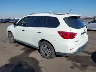 2018 Nissan Pathfinder SV z VIN 5N1DR2MM0JC606426, wystawiony jako IAAI lot #41377783 z przebiegiem 173 419 mil mil oraz . Historia ofert i sprzedaży dostępna na DreamBid. Obrazek 3.