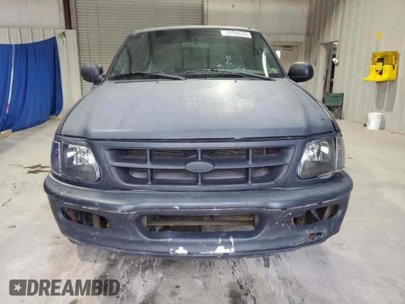 1998 Ford F-150 with VIN 2FTZX07W6WCA73551, listed as a Copart auction lot 57726515 with 245,755 mi miles and Clean title. Bid and sale history available at DreamBid. Image 5.