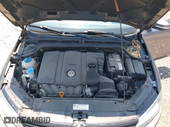 2011 Volkswagen Jetta SE with VIN 3VWDZ7AJ0BM012959, listed as a IAAI auction lot 42455475 with 128,220 mi miles and . Bid and sale history available at DreamBid. Image 10.