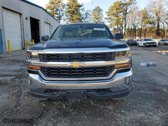 2018 Chevrolet Silverado 1500 LT with VIN 1GCVKREH4JZ105995, listed as a Copart auction lot 42918465 with 60,833 mi miles and Salvage Title. Bid and sale history available at carsss.com. Image 5.