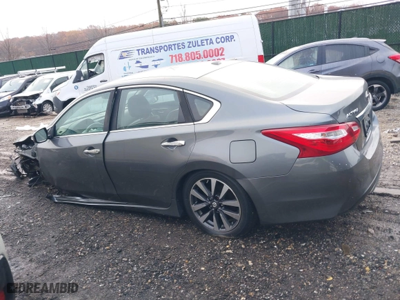 2017 Nissan Altima 2.5 SR with VIN 1N4AL3AP7HC254930, listed as a IAAI auction lot 38127464 with 85,875 mi miles. Bid and sale history available at carsss.com. Image 14.