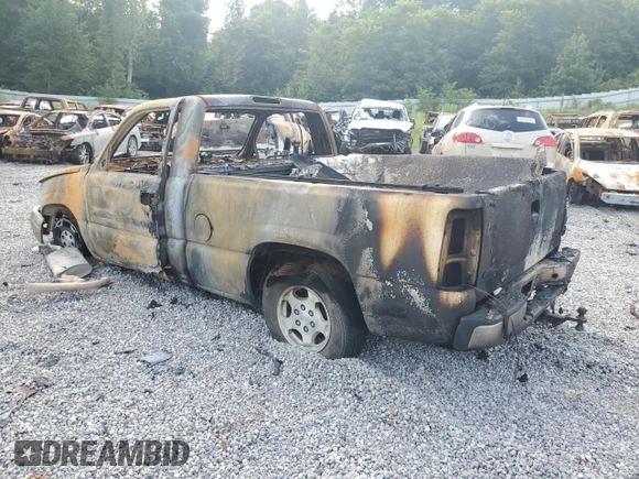 2004 Chevrolet Silverado 1500 LS with VIN 1GCEC14V84Z266134, listed as a Copart auction lot 64509684 with 0 mi miles and Salvage Title. Bid and sale history available at carsss.com. Image 2.