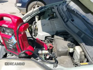 2008 Toyota Sienna LE z VIN 5TDZK23C48S127636, wystawiony jako IAAI lot #43404720 z przebiegiem 181 025 mil mil oraz . Historia ofert i sprzedaży dostępna na DreamBid. Obrazek 14.