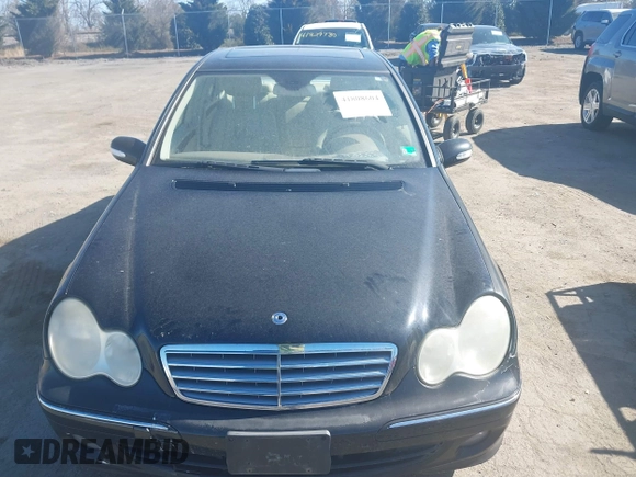 2007 Mercedes-Benz C 280 Luxury with VIN WDBRF92H87F909607, listed as a IAAI auction lot 41808604 with 235,520 mi miles and . Bid and sale history available at DreamBid. Image 12.