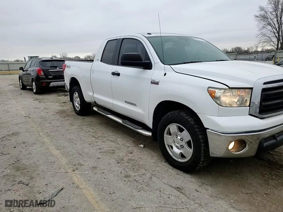 2011 Toyota Tundra 4WD Truck with VIN 5TFUW5F10BX192091, listed as a Copart auction lot 86477114 with 111,745 mi miles and Salvage Title. Bid and sale history available at carsss.com. Image 11.