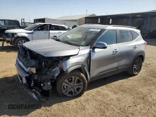 2023 Kia Seltos S z VIN KNDEUCAA6P7401167, wystawiony jako Copart lot #57134125 z przebiegiem 11 665 mil mil oraz Szkoda całkowita • Salvage title. Historia ofert i sprzedaży dostępna na DreamBid. Obrazek 1.