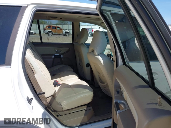 2007 Volvo XC90 I6 with VIN YV4CY982371373146, listed as a IAAI auction lot 42060388 with 174,274 mi miles and . Bid and sale history available at DreamBid. Image 8.