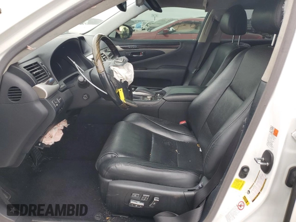 2015 Lexus LS 460 L with VIN JTHGL5EF4F5054959, listed as a Copart auction lot 71831414 with 88,327 mi miles and Salvage title. Bid and sale history available at DreamBid. Image 7.
