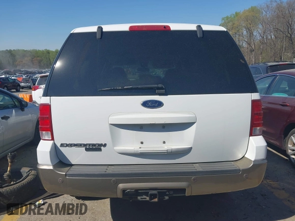 2004 Ford Expedition Eddie Bauer with VIN 1FMPU17L64LB55970, listed as a IAAI auction lot 41883203 with 319,583 mi miles. Bid and sale history available at carsss.com. Image 16.